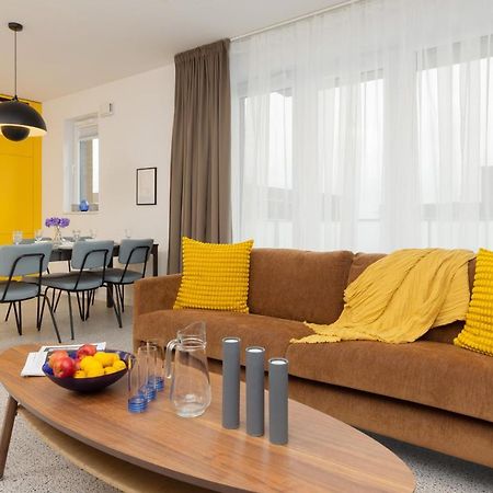 Trendy & Spacious 3-Room Apartament Warsaw Wilanow By Noclegi Renters Esterno foto