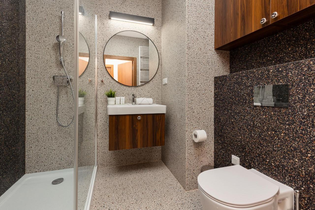 Trendy & Spacious 3-Room Apartament Warsaw Wilanow By Noclegi Renters Esterno foto