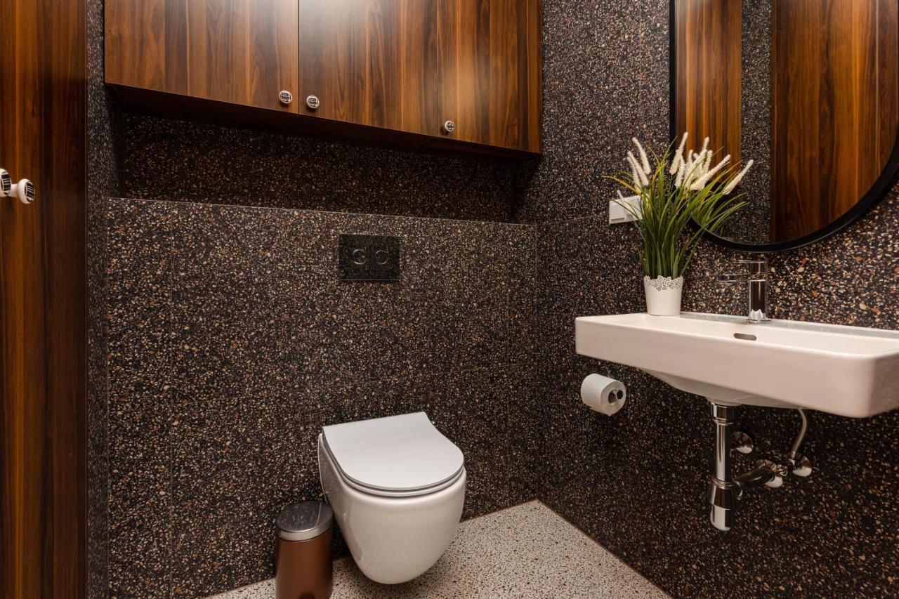 Trendy & Spacious 3-Room Apartament Warsaw Wilanow By Noclegi Renters Esterno foto